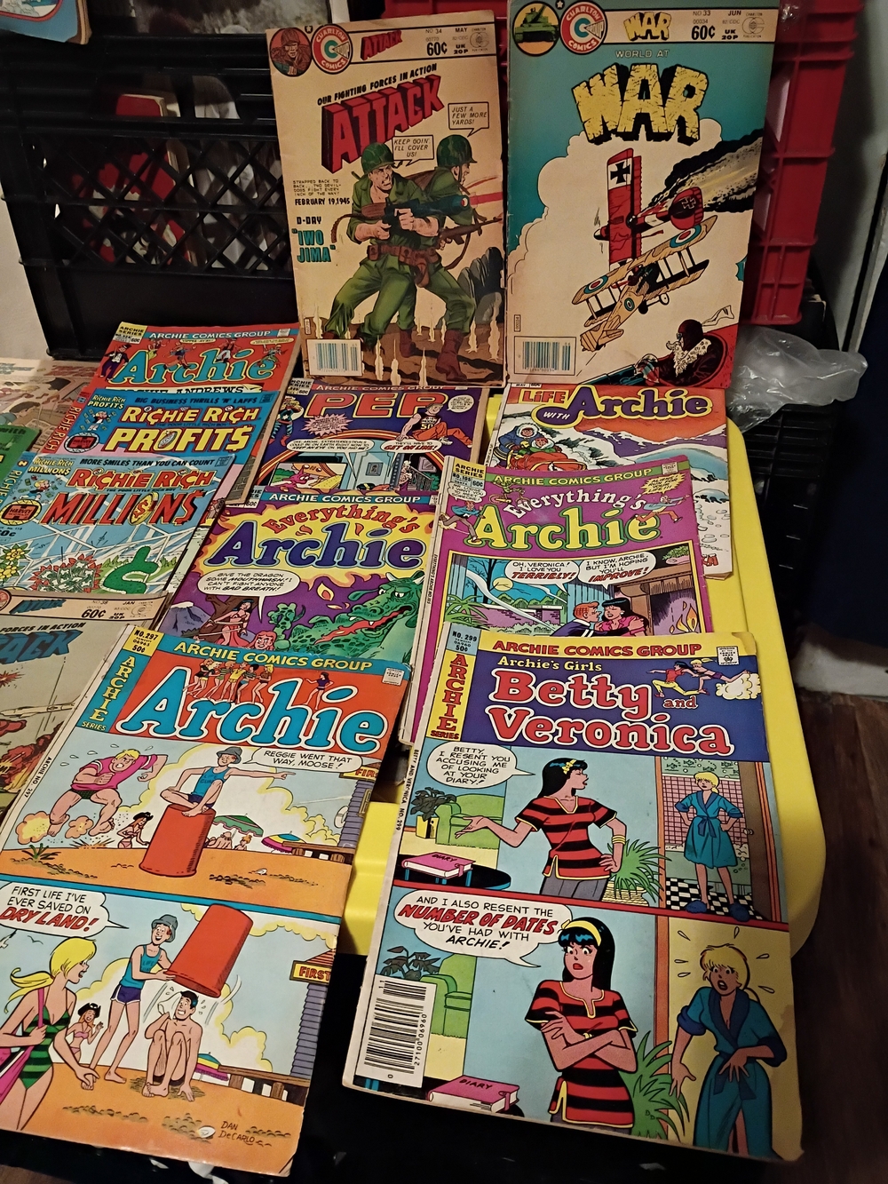 Archie Comics Collection – Assorted Color Vintage Comic Covers. 1980's. 18 Total
